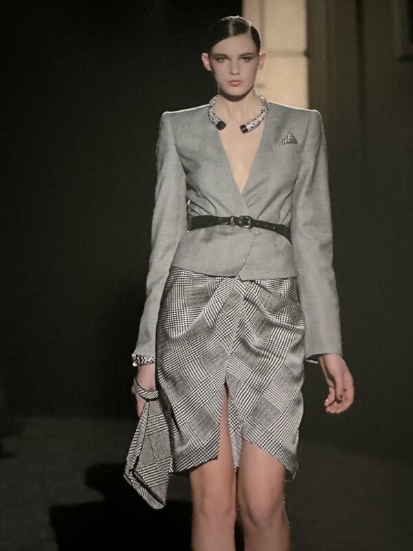 SALVATORE FERRAGAMO FALL-WINTER 2011/2012 - immagine 3